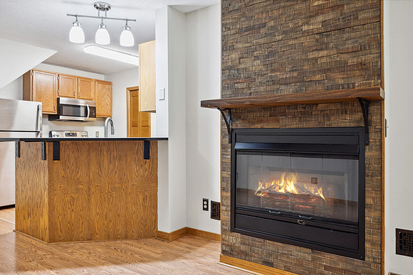 8446 Copperfield (2)