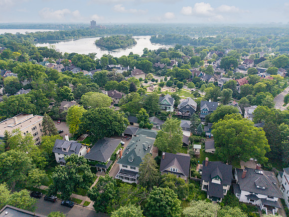 DJI_20250615182435_0801_D-Edit