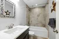 HT8A6895