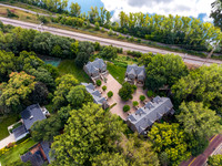 1641 Cedar Lake