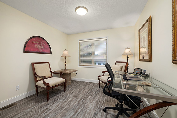 2211 White Plain (48)