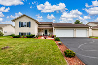 717 Heritage Ln