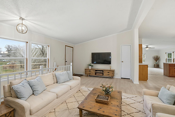 HT8A1439 - Living Room - Farmhouse - 20