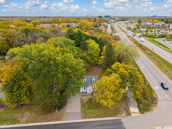 DJI_20261013122536_0986_D-Edit