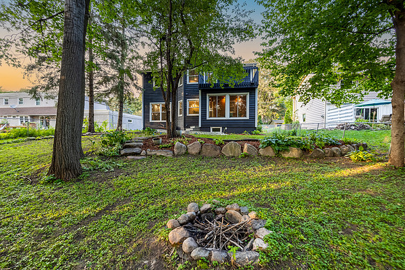 225 Glenmore (24)