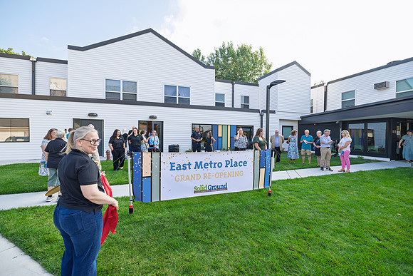1Z0A0056