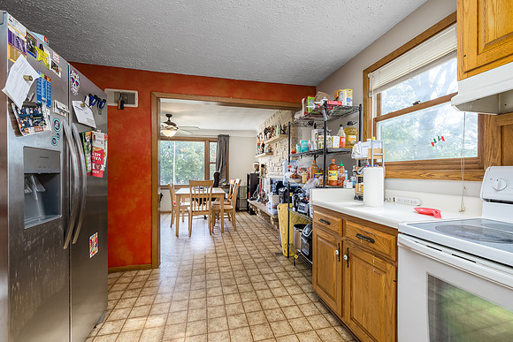 9500 Lexington (11)