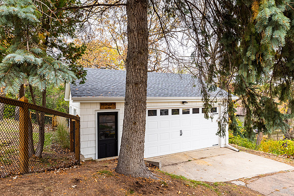 13000 Maywood (35)