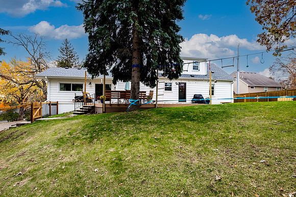 13000 Maywood (42)