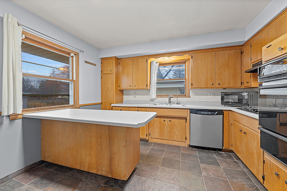 6418 Major Ave (3)