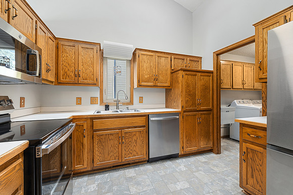 17481 Jasmine Ave (17)