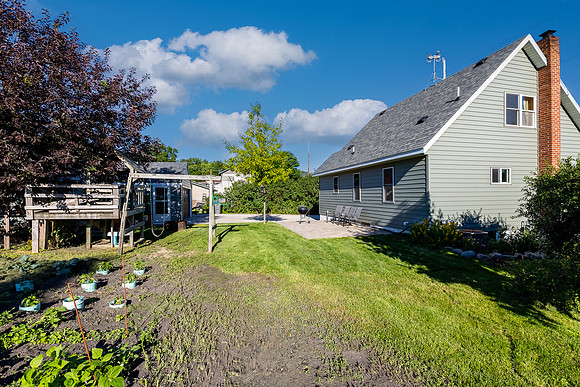 431 4th St N (41)