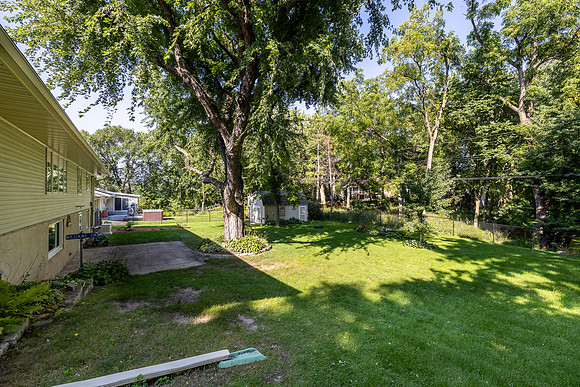 4261 Queens (32)