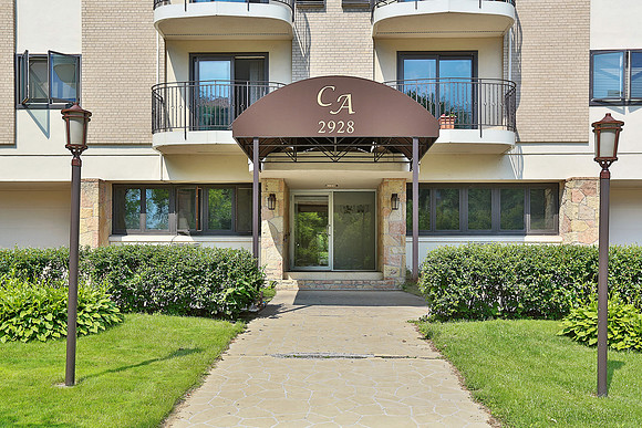 2928 Dean Parkway (3)