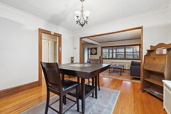 852 Wheelock Ave E (7)