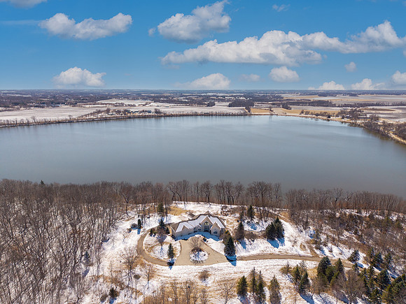 DJI_20250331124820_0949_D-Edit