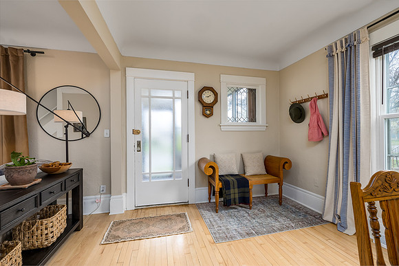 891 Scheffer Ave (5)