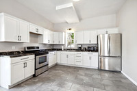16395 Elm Way (6)