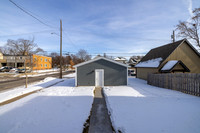 2826 Bryant Ave N