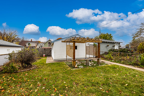 852 Wheelock Ave E (29)