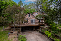 3017 Woodale