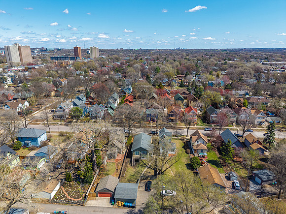 DJI_20250422134218_0289_D-HDR