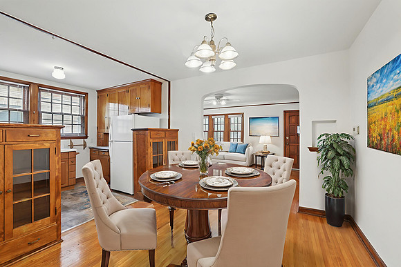 Photo_005 - Dining Room - Standard - 6