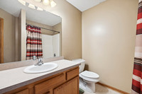 278 East Orchard St (14)
