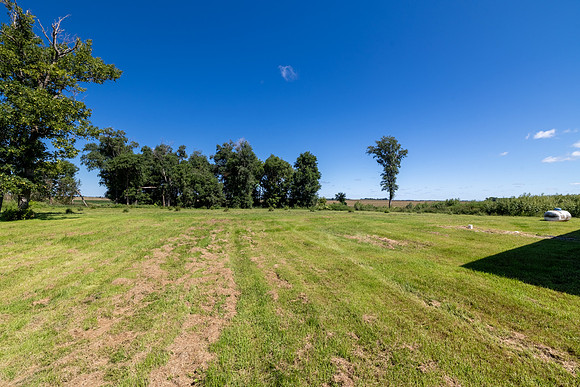 HT8A2693-HDR
