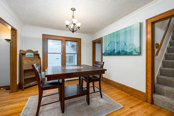 852 Wheelock Ave E (8)